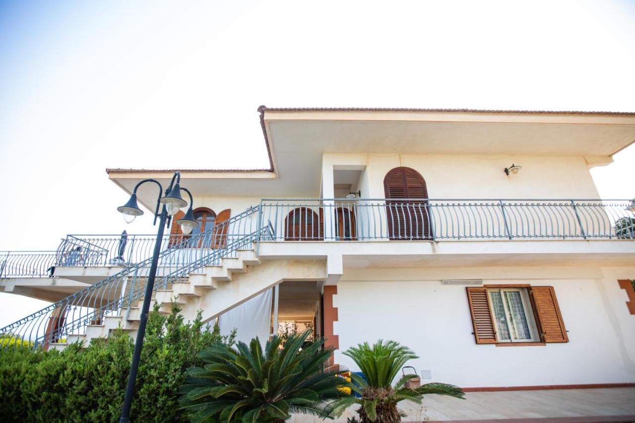 Izzhome Panorama Marina di Ragusa Exterior photo